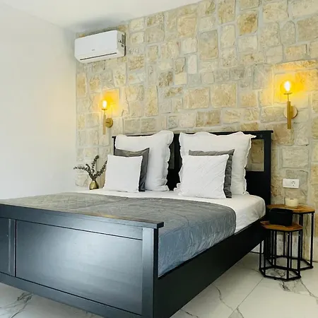 Stonehouse-pag By Interhome